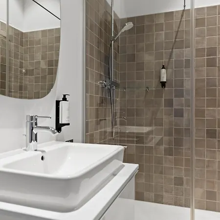 Sgrafit - Self Check-in