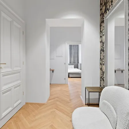 Stadthotel - Sgrafit - Self Check-in Apartment