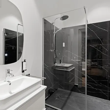 Apartment Stadthotel - Sgrafit - Self Check-in 4*