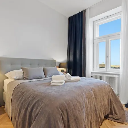 Stadthotel - Sgrafit - Self Check-in Apartment Retz