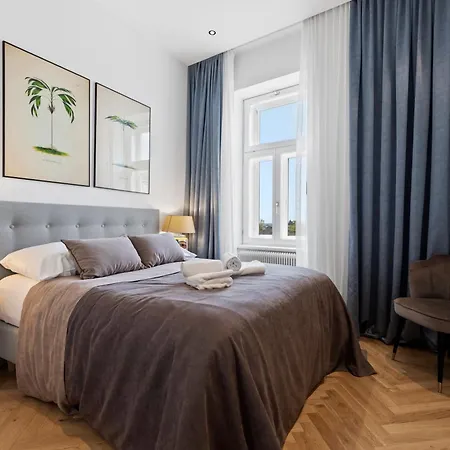 Apartment Stadthotel - Sgrafit - Self Check-in Retz