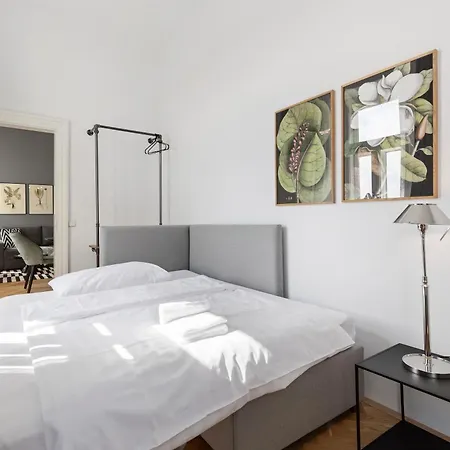 Apartment Stadthotel - Sgrafit - Self Check-in Retz