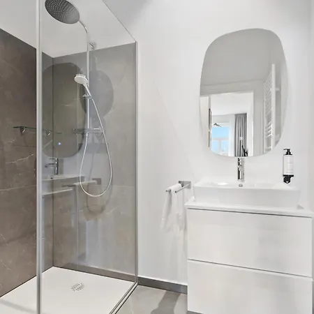 Stadthotel - Sgrafit - Self Check-in Apartment