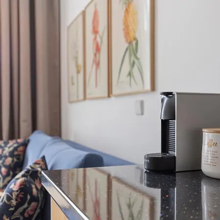 Apartment Stadthotel - Sgrafit - Self Check-in 4*
