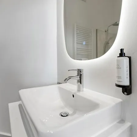 Sgrafit - Self Check-in *