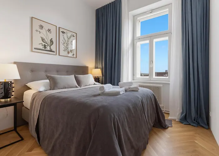 Sgrafit - Self Check-in Lejlighed *