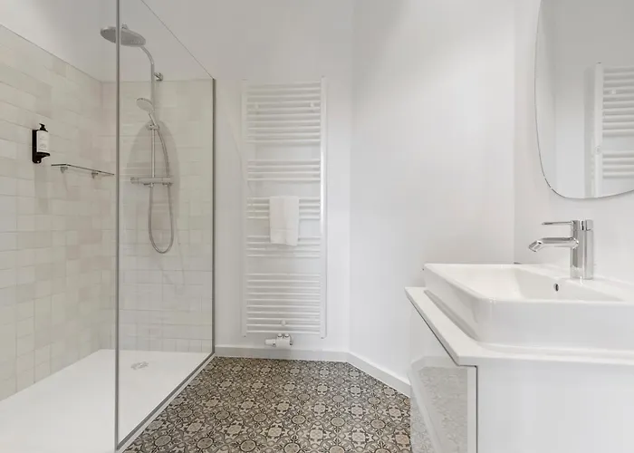 Sgrafit - Self Check-in Lejlighed *